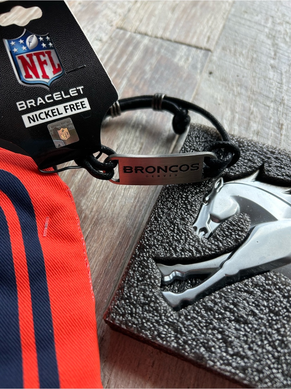 NFL Denver Broncos Fan set! 🐎💙🧡 - Picture 3 of 5